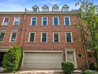 15 Landmark, Northfield, IL, 60093