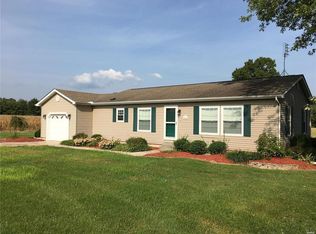 7406 Prairietown Rd, Worden, IL 62097