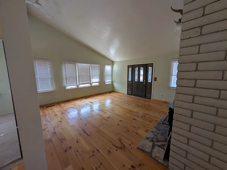 533 N Clarion Rd — Photo 25
