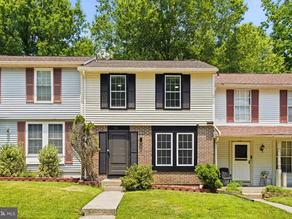 310 Shady Glen Dr, Capitol Heights, MD 20743