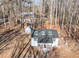 124 Finn Dr, Hague, VA 22469