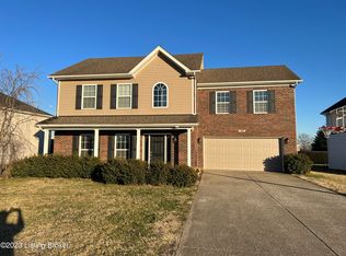 122 Spring Lake Ln, Louisville, KY 40229