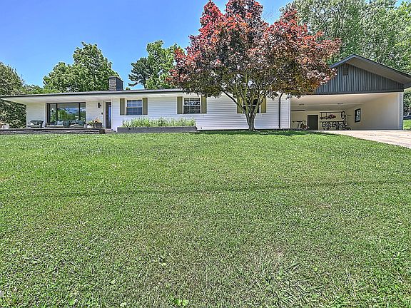 2nd image of 3958 Bagwell St