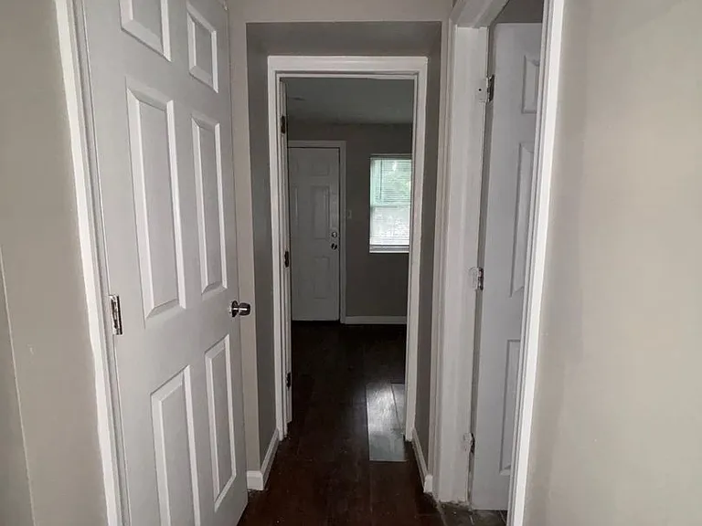1864 E Cornwall Street — Photo 9