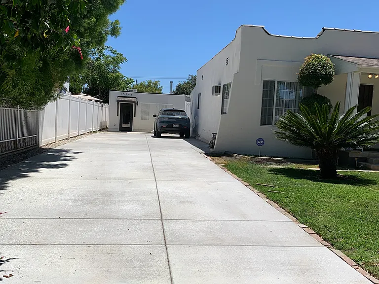 15846 Marlin Pl — Photo 18