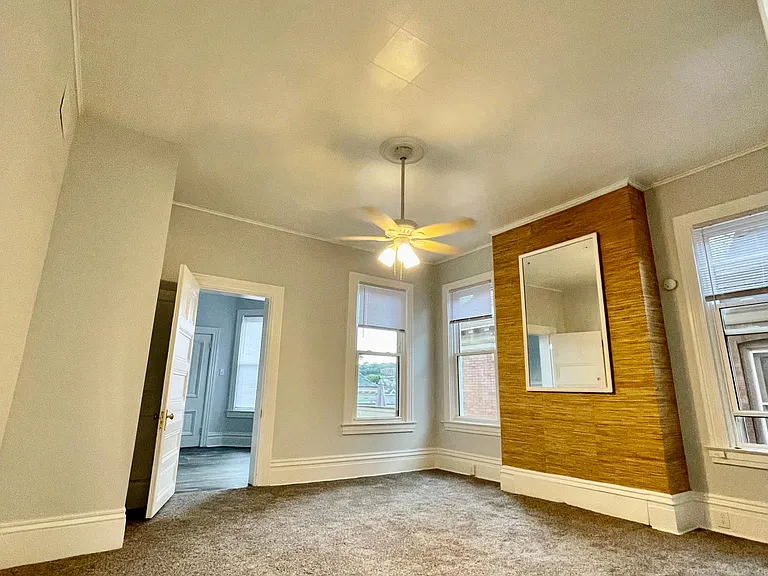 733 S Negley Ave #2 — Photo 4