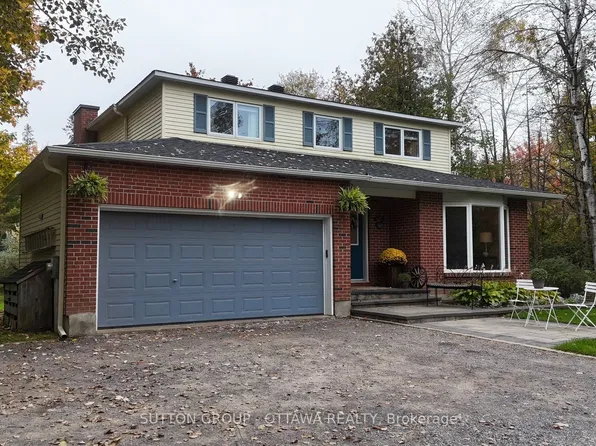 2954 Richardson Side Rd, Ottawa, ON K0A 1L0