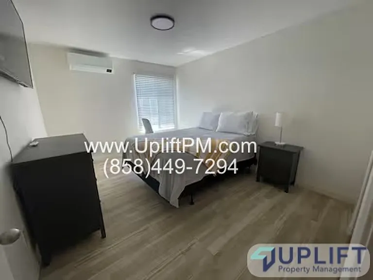 5402 Balboa Arms Dr #305 — Photo 7