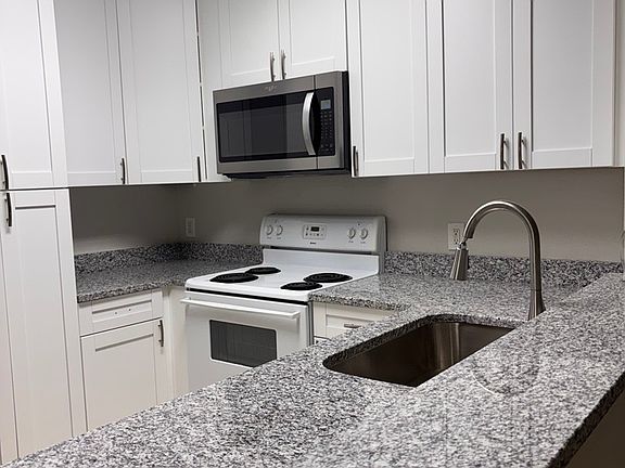 5th image of 3348 Broken Bow Dr