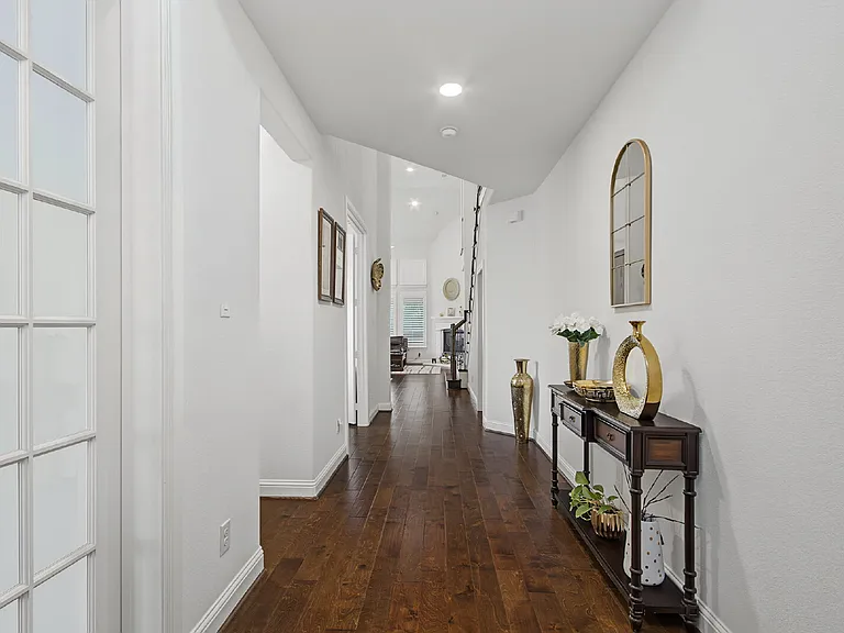 8701 Fairway Ln — Photo 21