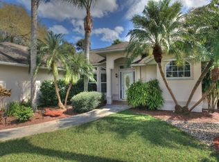 449 Englar Dr, Sebastian, FL 32958