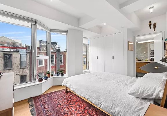 3rd image of 142 N 1st St APT 4A