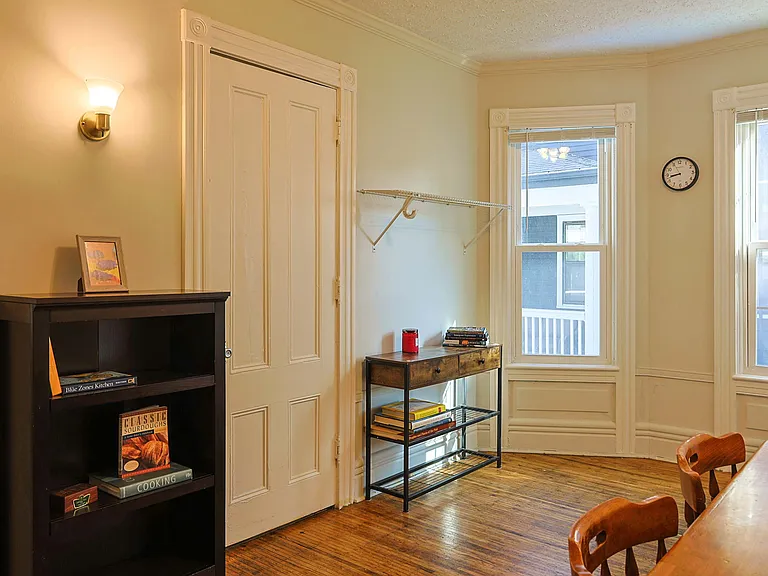 712 Meigs St #1 — Photo 7