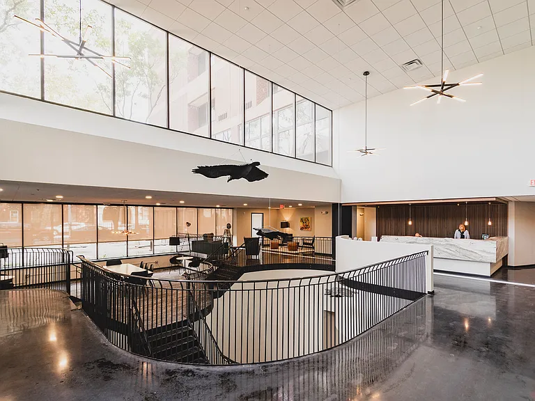 Lobby/Front Desk