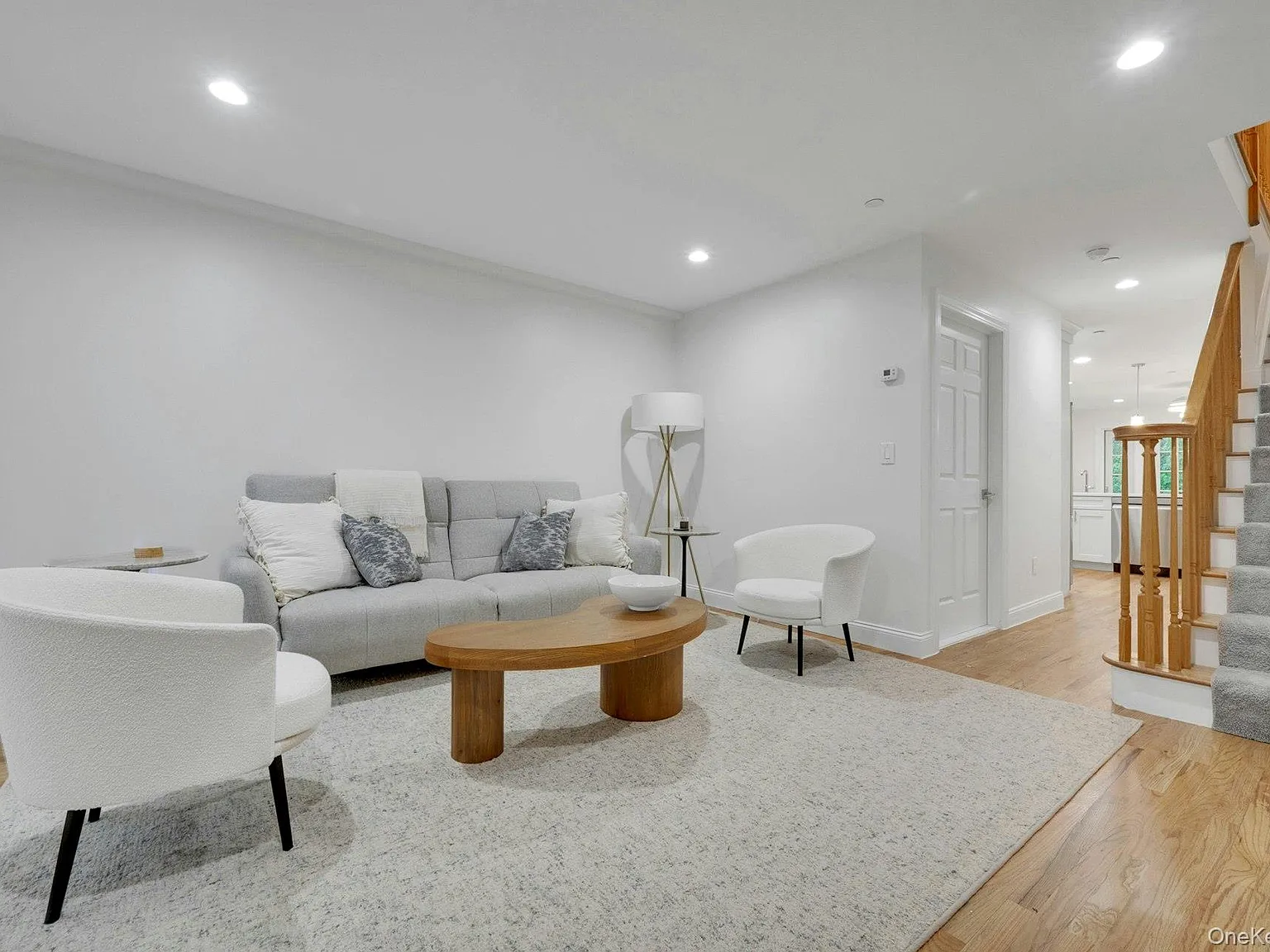 2 bed, 3.5 bath, 1744 sqft, $6,500 — Photo 3
