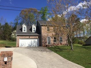 130 Crestfield Ln, Lenoir City, TN 37771