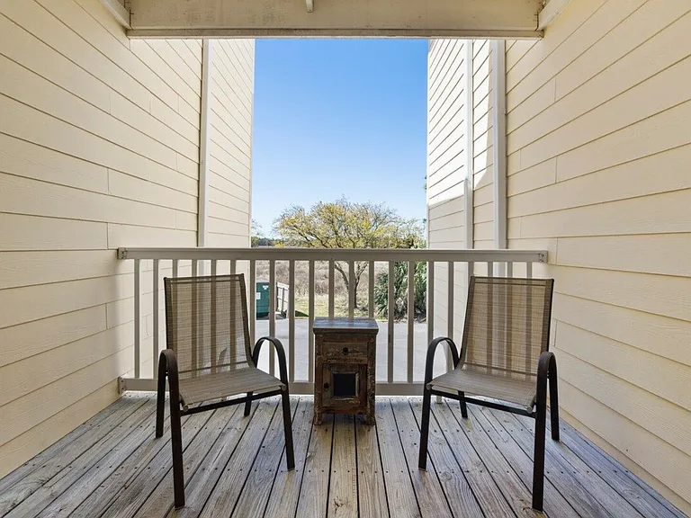Beachview Dr — Photo 27