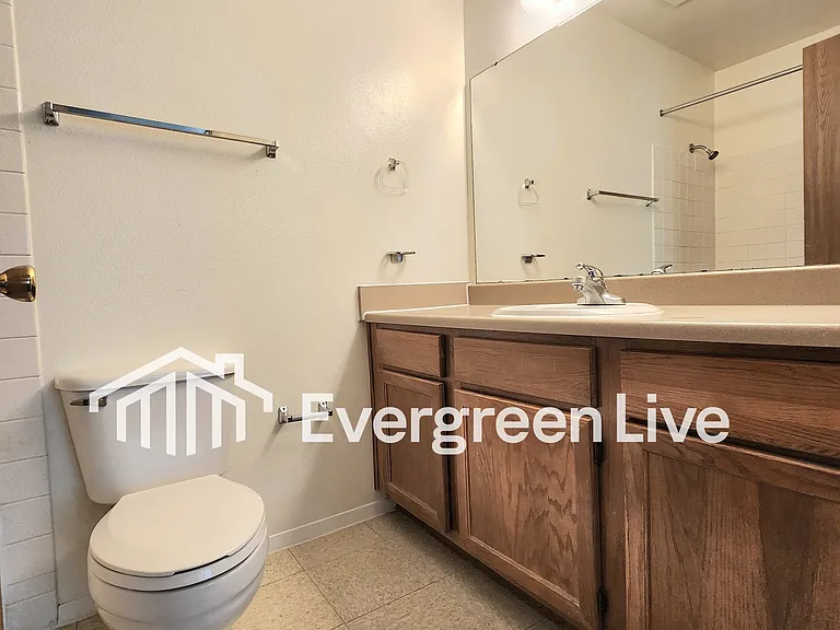 224 Raven Dr — Photo 20