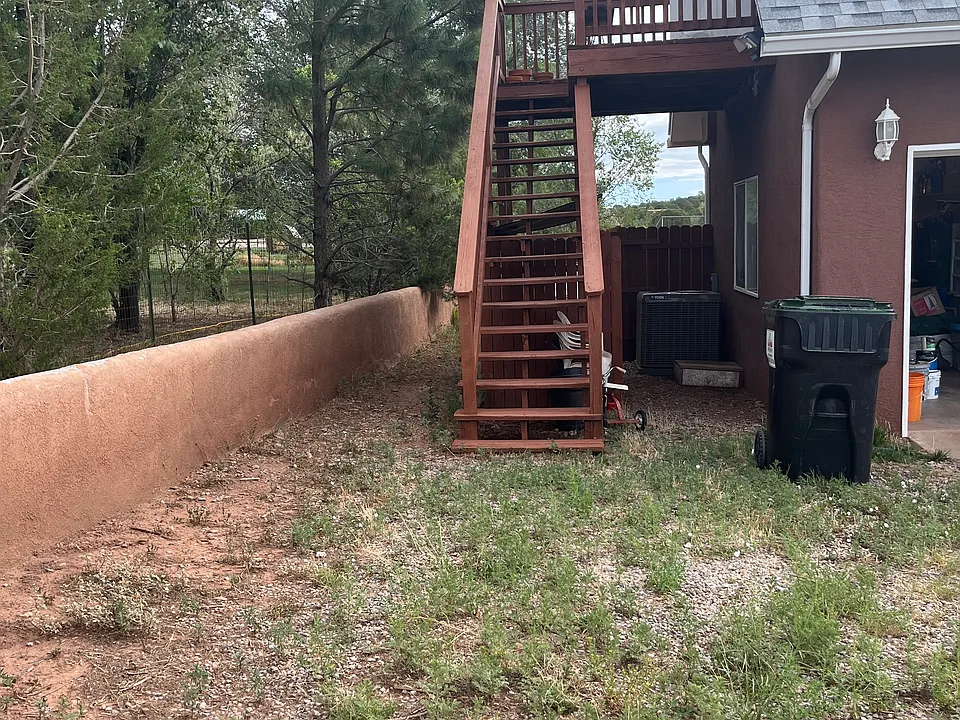 3 Snowline Rd #B