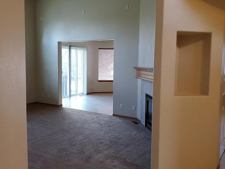2131 E Briarleaf Ave — Photo 6