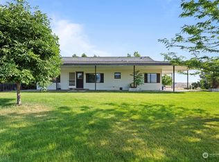 21315 Adrian Rd NE, Soap Lake, WA 98851