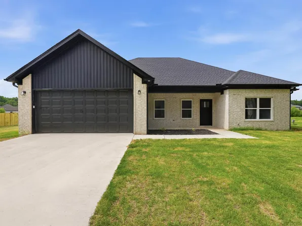 904 Bratton Rd, Lonoke, AR 72007