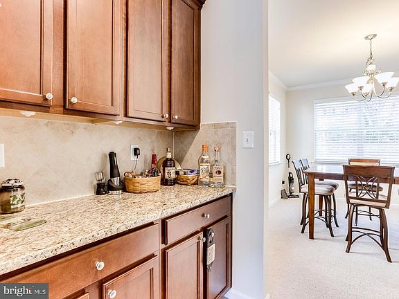 4th image of 619 Highland Farms Cir