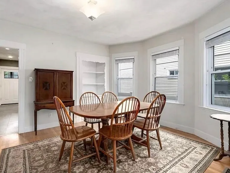 87 Yale St #1A — Photo 4