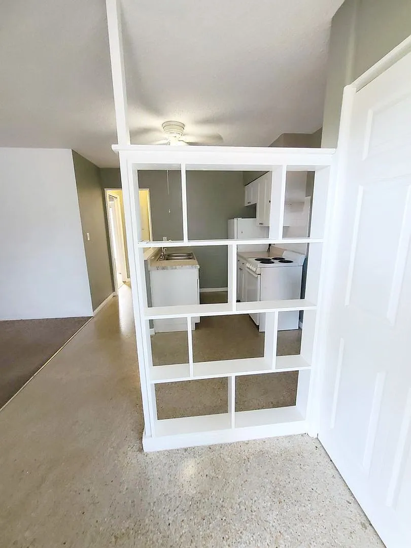 7317 46th Ave N (Units 1-6) St. Petersburg, FL 33709 — Photo 2