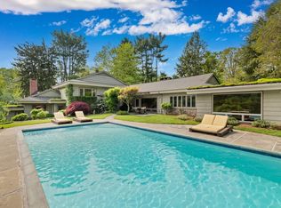 217 Cascade Rd, Stamford, CT 06903