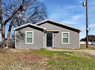 1755 Pat Ct, Azle, TX 76020