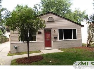 27735 Barrington St, Madison Heights, MI