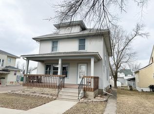 921 7th Ave, Worthington, MN 56187