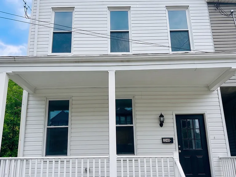 2240 Wilson Ave — Photo 1