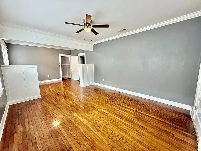 413 Edison St — Photo 2