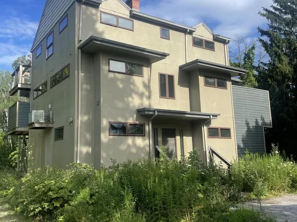 12204 North Fieldwood ROAD, Mequon, WI 53092