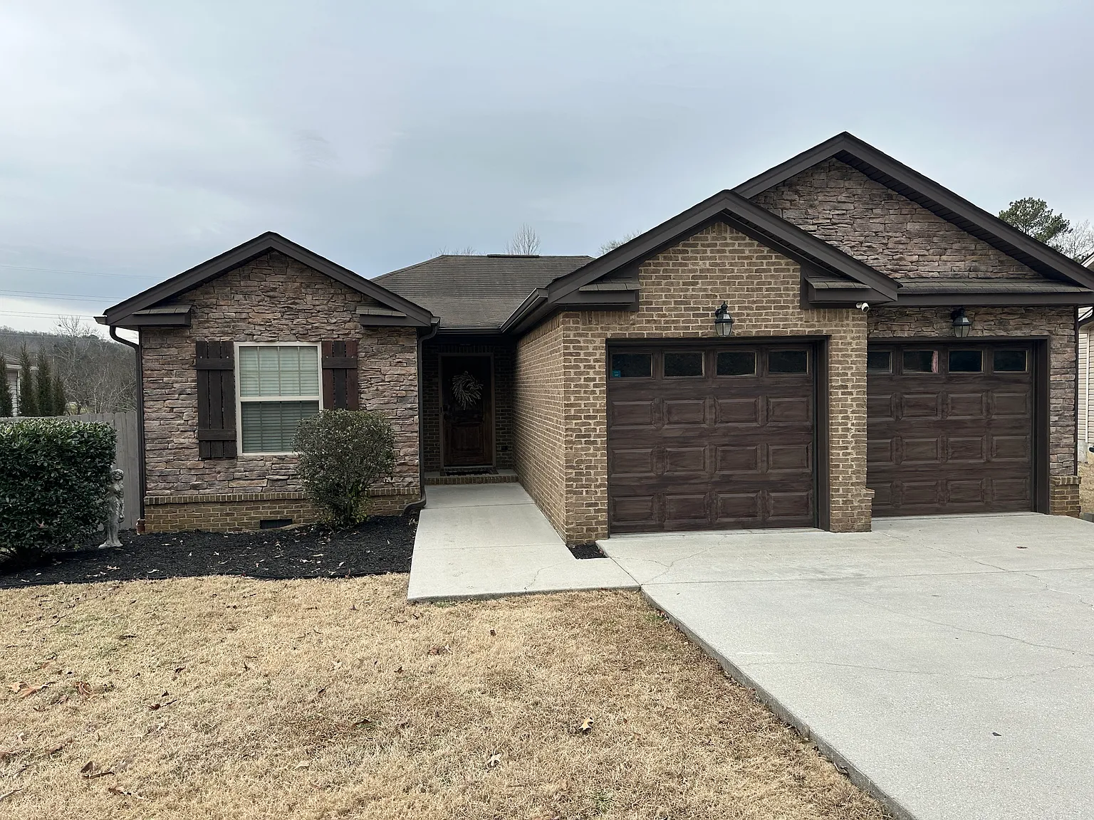 3 bed, 1348 sqft, $2,750 — Photo 1