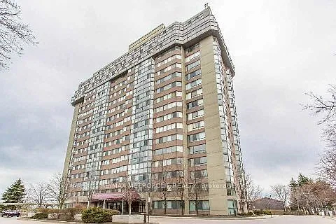 880 Dundas St W #Penthouse 01