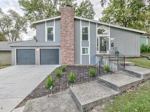 9400 W 83rd Ter, Overland Park, KS 66212