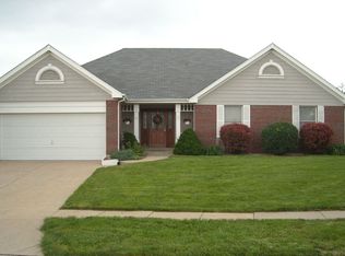 3900 Triple Crown Dr, Florissant, MO