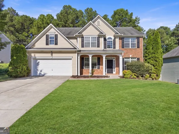 1332 Melrose Woods Ln, Lawrenceville, GA 30045