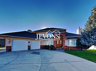 5070 N Sky Vista Ave, Yakima, WA