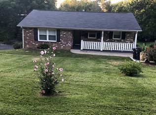 102 Ridgewood Ln, Frankfort, KY 40601