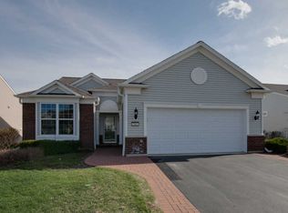 2962 Ravinia Cir, Mundelein, IL 60060