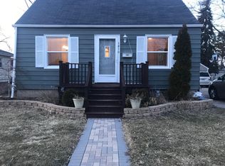 1810 30th St, Kenosha, WI 53140