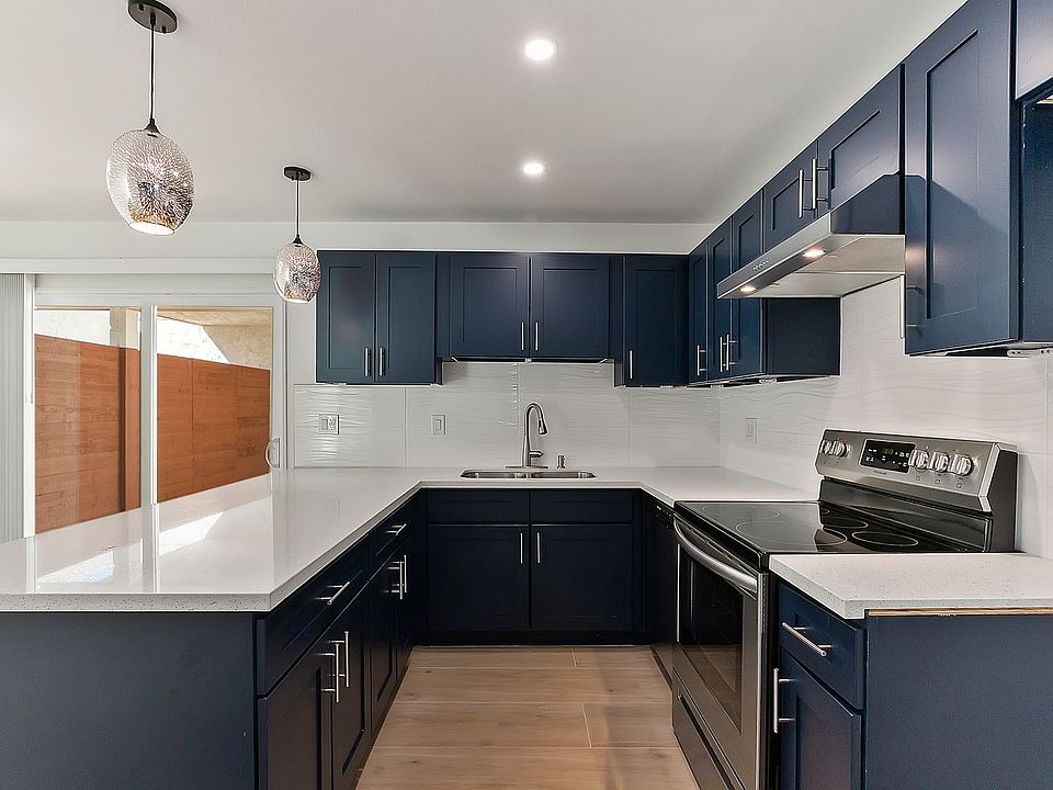 1st image of 73525 Shadow Mountain Dr Unit 8