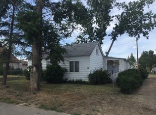 138 W Van Buren Ave, Chester, MT 59522