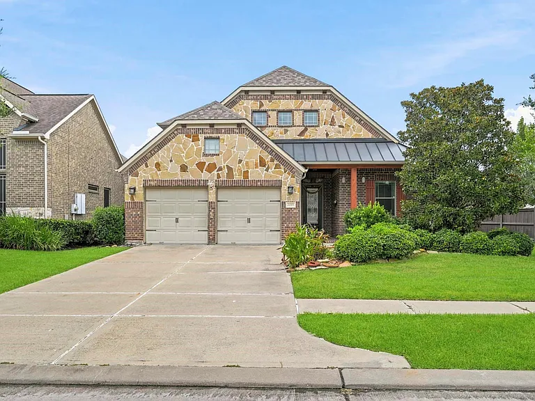 2019 Wild Peregrine Cir — Photo 1
