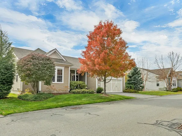 20 Parkland Ln #20, Acton, MA 01720