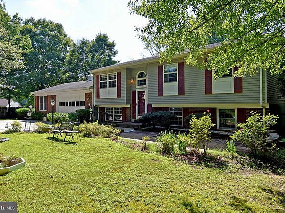 2nd image of 14376 Southgate Ct